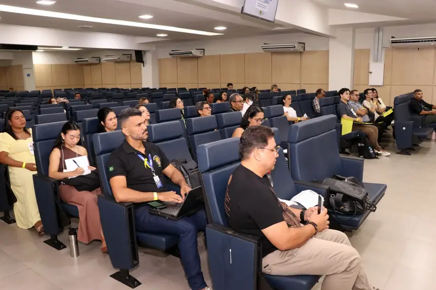 A programação do 6º Encontro dos Serviços de Atendimento Especializado (SAEs) em Hepatites Virais foi concluída nesta sexta-feira (19), em Belém, no auditório da Secretaria de Estado de Saúde Pública (Sespa)