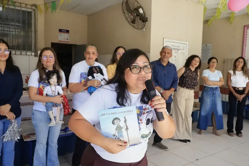 Nayene Souza de Oliveira - articuladora de Formação e Gestão da DRE Belém 5 