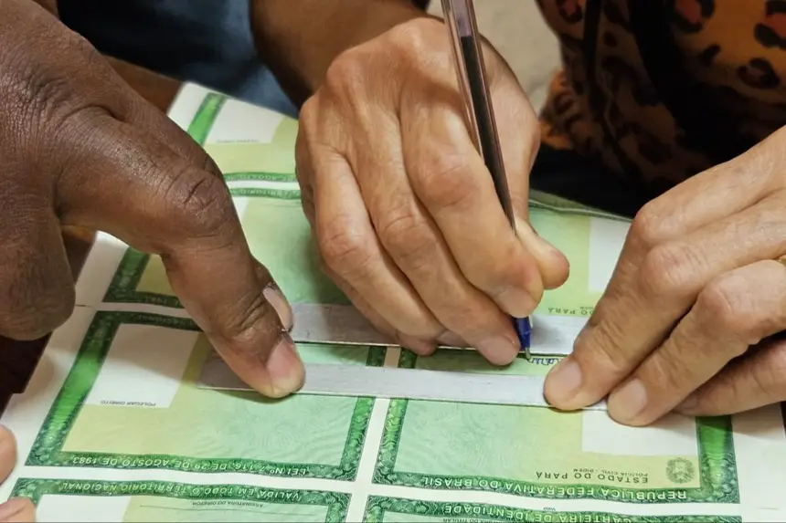 Pessoas cegas e com baixa visão tiveram acesso ao RG