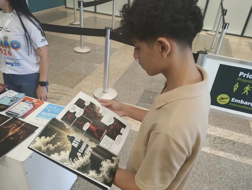Ação distribuiu materias educativos como revistas em quadrinhos