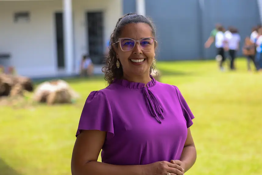 Bruna Araújo Diretora