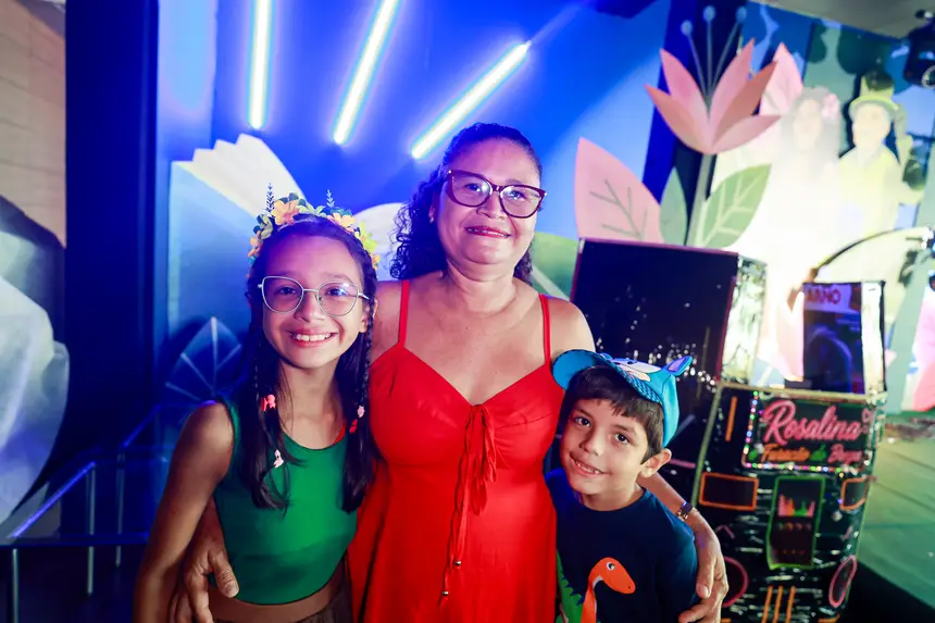 Apresentação Escola Emiliana: Sofia Pantoja (criança)
