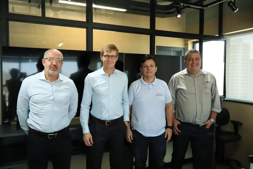 Adilson Souza, Robert Stiefvater, Bruno Sousa e Marcos Porfírio