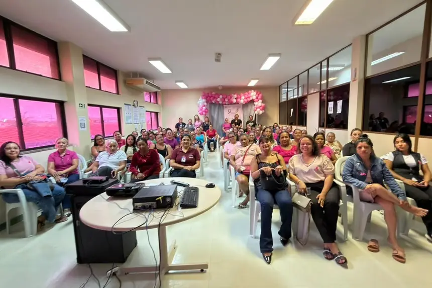 Auditório do HRPM lotado para aderir o Outubro Rosa