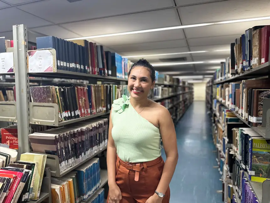 Karla Rubia – Bibliotecária e coordenadora do Serviço aos Usuários da Biblioteca Central da UFPA.
