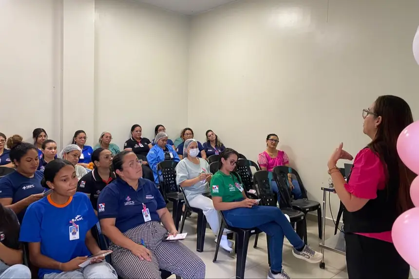 Cerca de 40 pessoas participaram do evento do Outubro Rosa no HRPC
