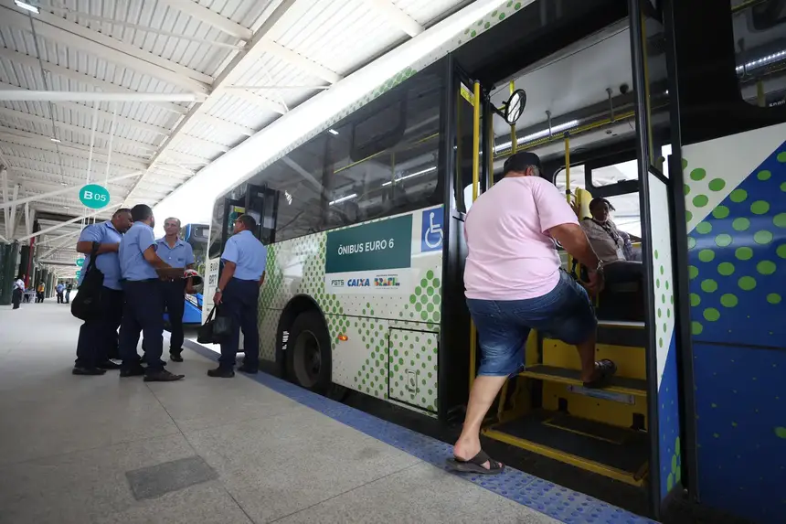 Transporte público na capital e viagens intermunicipais terão gratuidade para eleitores neste domingo de votação