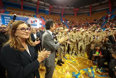 galeria: Pronunciamento das autoridades e Fora de Forma