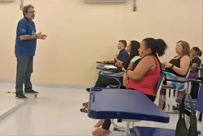 notícia: Sedeme promove capacitação em empreendedorismo sustentável na Usina da Paz do Bengui