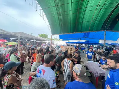notícia: Sedap entrega 207 carteiras de identificação e barracas cobertas aos trabalhadores da Feira da Oportunidade