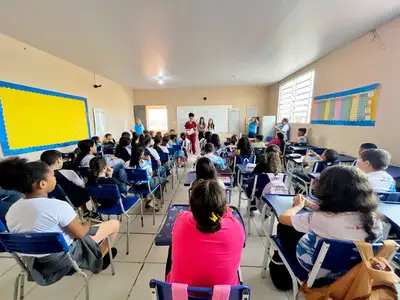 notícia: Hospital Abelardo Santos aborda prevenção à gravidez na adolescência em escola de Icoaraci