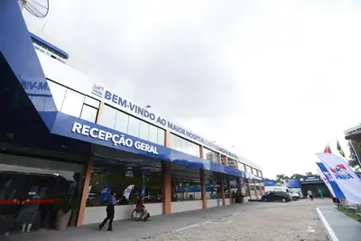 notícia: Hospital de Clínicas alerta para os perigos do uso de energéticos e álcool no Carnaval