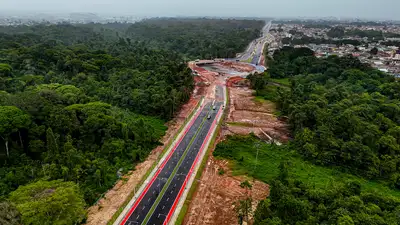 galeria: Rua da Marinha - imagens aéreas - drone