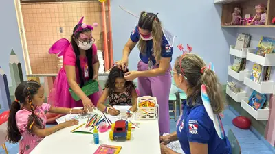 notícia: Gestão do HGT encerra carnaval inclusivo junto aos seus usuários pediátricos e seus acompanhantes