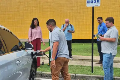 notícia: Governo do Pará financia criação da primeira estação de recarga para carros elétricos feita 100% de fibras amazônicas