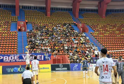 notícia: Mangueirinho é palco da Superliga B e Apade vence batalha por 3 sets a 2 em Belém