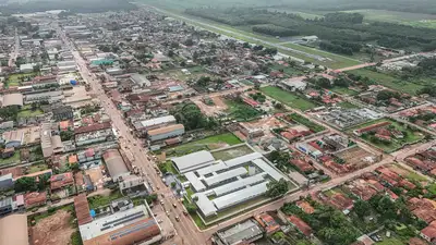 galeria: Entrega EEEM DR FABIO LUZ EM TOMÉ AÇU