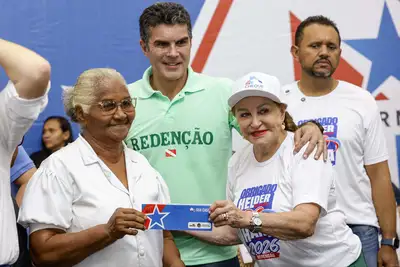 notícia: Governo do Pará entrega quase R$ 4 milhões via benefício habitacional para famílias de Redenção 