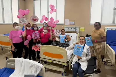 notícia: Hospital Galileu promove ação de humanização em homenagem ao Dia Internacional da Mulher