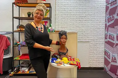 notícia: Feira em shopping destaca empreendedorismo de mulheres da UsiPaz Bengui