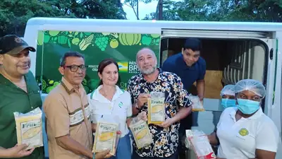 notícia: Com apoio da Emater, cooperativa de Salvaterra no Marajó assina contrato histórico de mais de R$ 124 mil