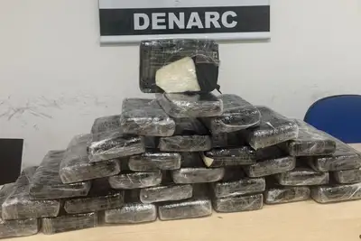 notícia: Polícia Civil intercepta carro com 30 tabletes de entorpecentes