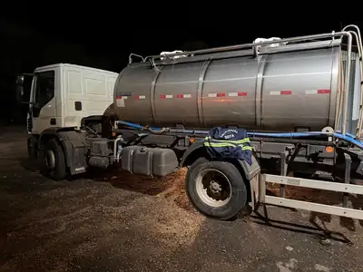 notícia: Sefa apreende caminhão tanque em Serra do Cachimbo