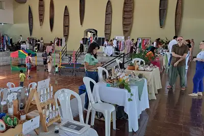 notícia: Feira Amazônia Criativa reúne mais de 30 empreendedores no Espaço São José Liberto