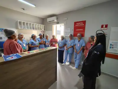 notícia: Ação educativa utiliza sinais de trânsito para a prevenção e identificação de flebite