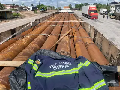 notícia: Sefa apreende 35,4 toneladas de tubos de ferro
