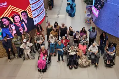 notícia: Idosos do Lar da Providência participam de oficina e passeio cultural em Belém