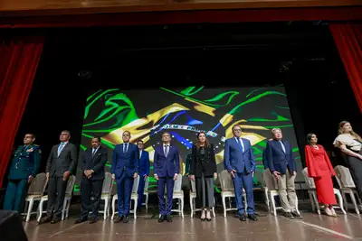 notícia: Governadora Hana Ghassan anuncia promoção de 1.600 policiais civis