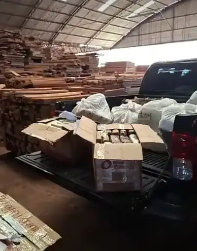 notícia: Forças de segurança incineram cerca de 700 kg de drogas apreendidas na Base Candiru, no oeste do Pará