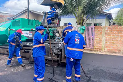 notícia: "Asfalto Por Todo o Pará" avança no Tenoné e transforma ruas históricas do bairro em Belém