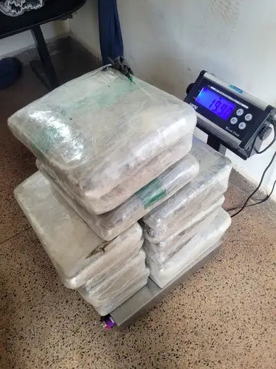 notícia: Polícia Militar prende dois homens com quase 20 quilos de entorpecente em Juruti