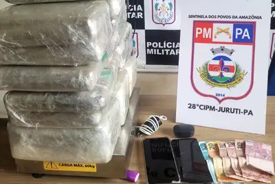 notícia: Polícia Militar prende dois homens transportando quase 20 quilos de entorpecente em Juruti