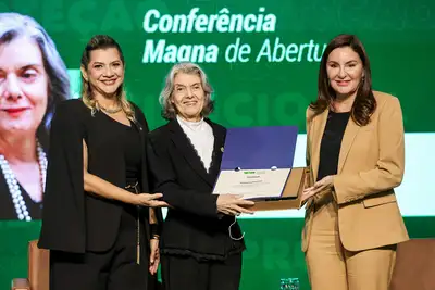 notícia: Governadora Hana Ghassan e ministra Cármen Lúcia participam do Congresso Nacional da Defensoria Pública, em Belém