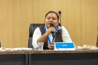 Representando a Fundação Parápaz, a técnica em Gestão Social Isabela Lobo