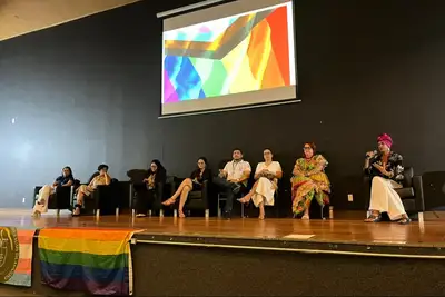notícia: Seduc promove ação de enfrentamento à LGBTfobia e reforça acolhimento nas escolas estaduais