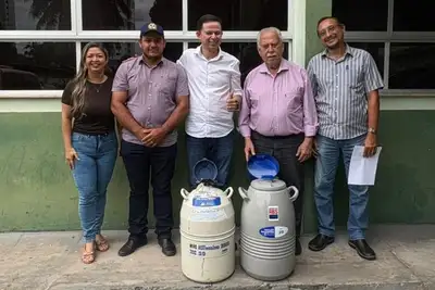notícia: Sedap repassa 1.500 doses de material bovino para Bannach, no Sudeste paraense
