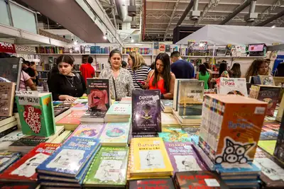 notícia: Secult inscreve para 'Beco do Artista' e 'Ponto do Autor' da 29ª Feira Pan-Amazônica do Livro e das Multivozes