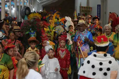 notícia: Fundação Cultural do Pará abre Arraial de Todos os Santos 2026 com revoada de pássaros juninos na Casa das Artes