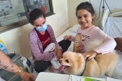 notícia: No HRBA, interação entre crianças e animais transforma ambiente hospitalar
