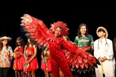notícia: Pássaros Juninos invadem 'Arraial de Todos os Santos' 
