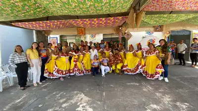 notícia: Fundação Cultural doa livros à Biblioteca Municipal de Santa Bárbara do Pará