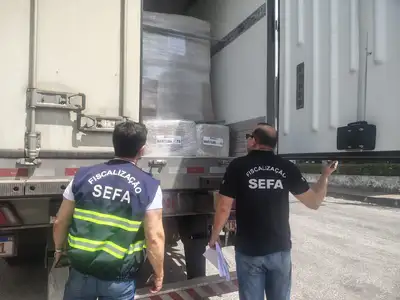 notícia: Sefa apreende carga de quase 27 toneladas de polpas de frutas em Cachoeira do Piriá