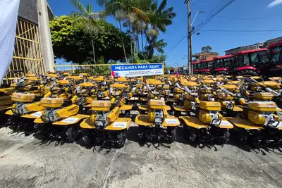 notícia: Estado entrega equipamentos para Agricultura Familiar de mais de 30 municípios 