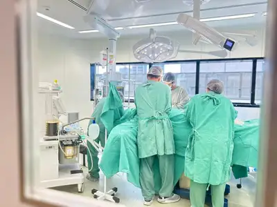 notícia: Hospital da Mulher do Pará realiza primeira cirurgia para tratamento de disfunção em nervo facial