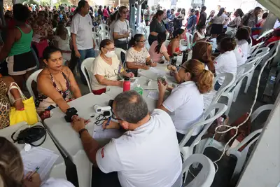 notícia: Governo do Pará leva serviços de saúde e cidadania ao Jardim Sideral e Parque Verde