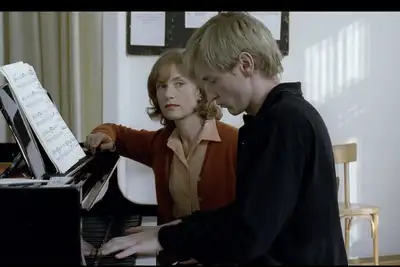 notícia: Cine Líbero Luxardo estreia 'A Professora de Piano' na programação 